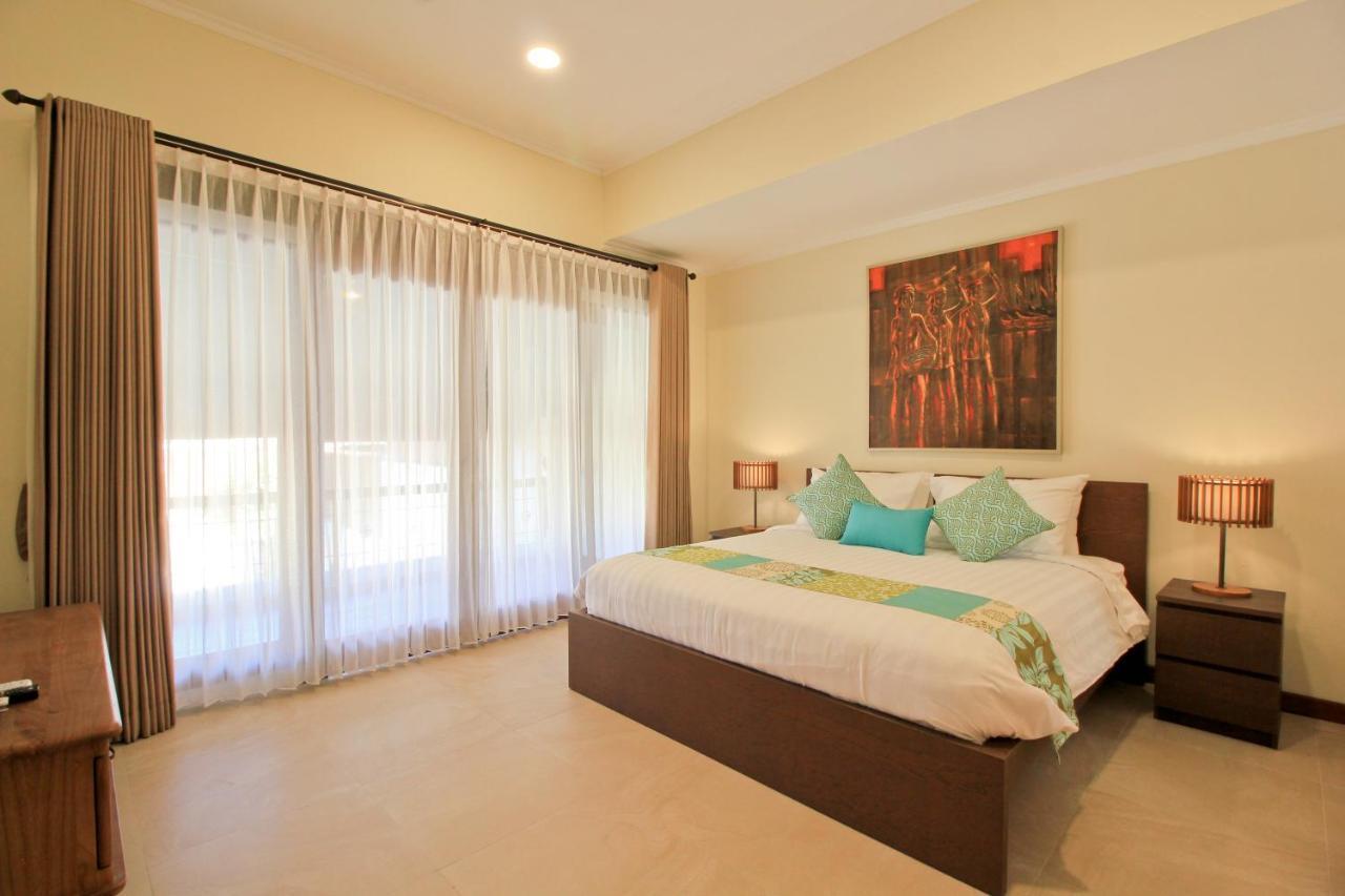 Uma Lima Villa Batu Belig - Close To The Beach Canggu  Luaran gambar
