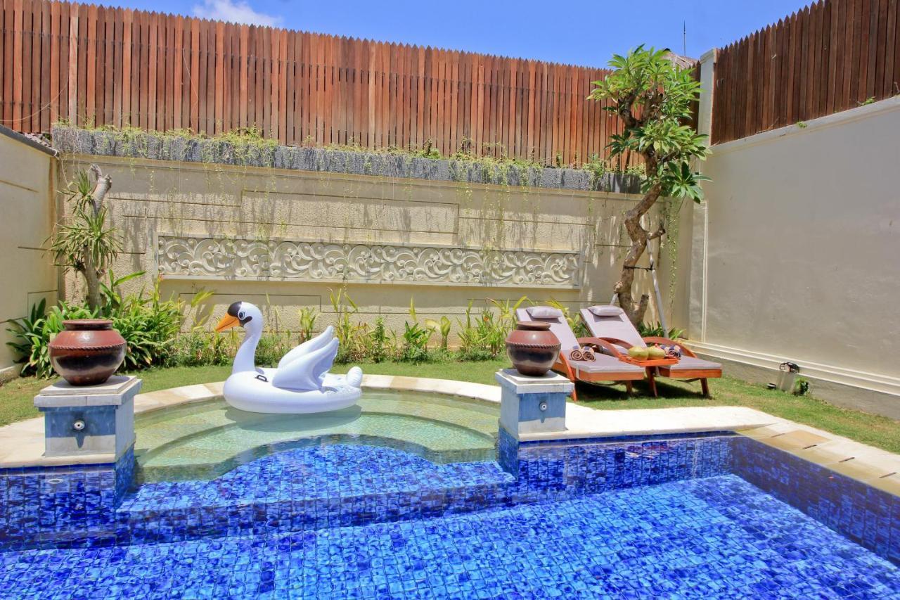 Uma Lima Villa Batu Belig - Close To The Beach Canggu  Luaran gambar