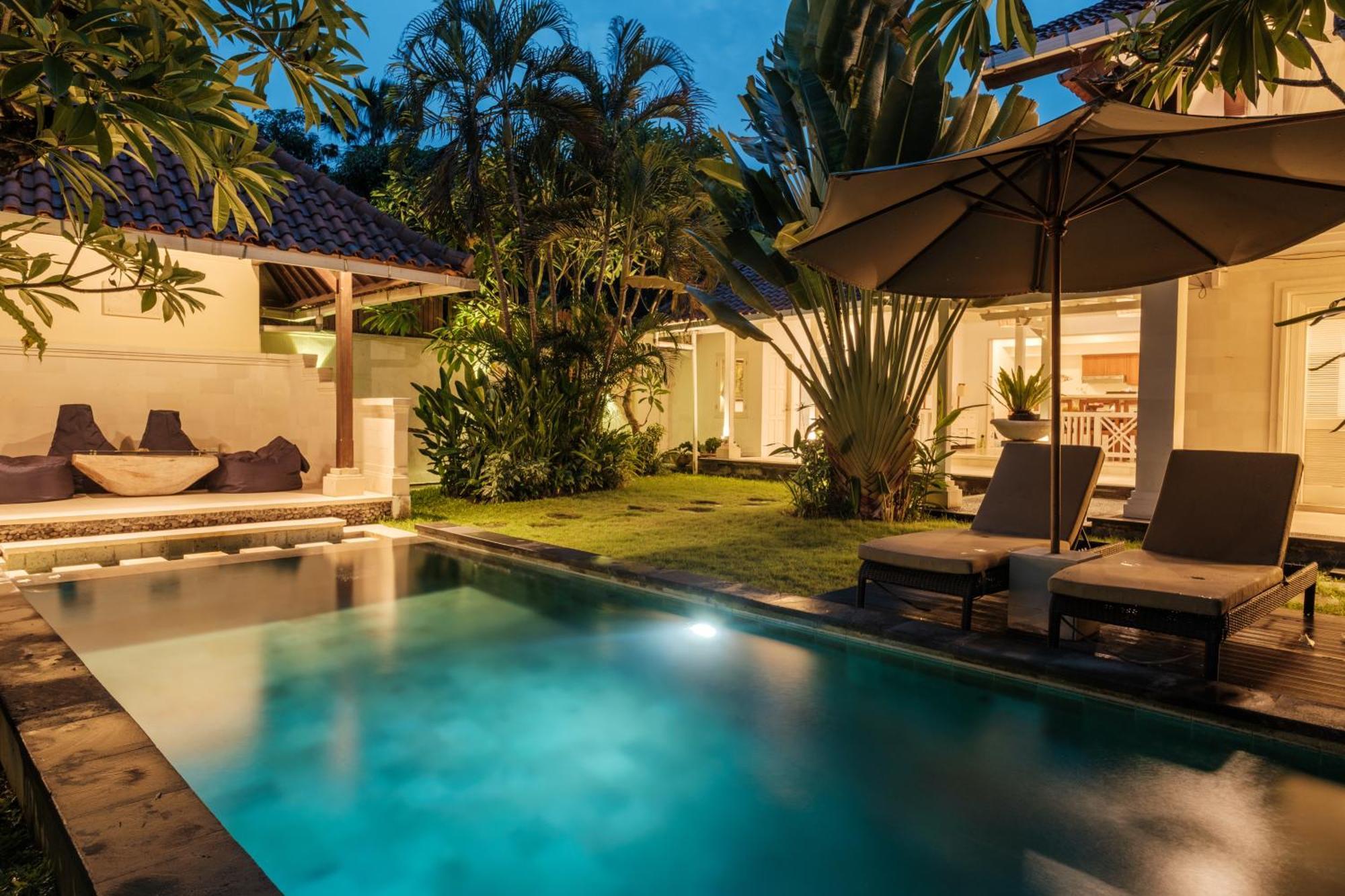 Uma Lima Villa Batu Belig - Close To The Beach Canggu  Luaran gambar