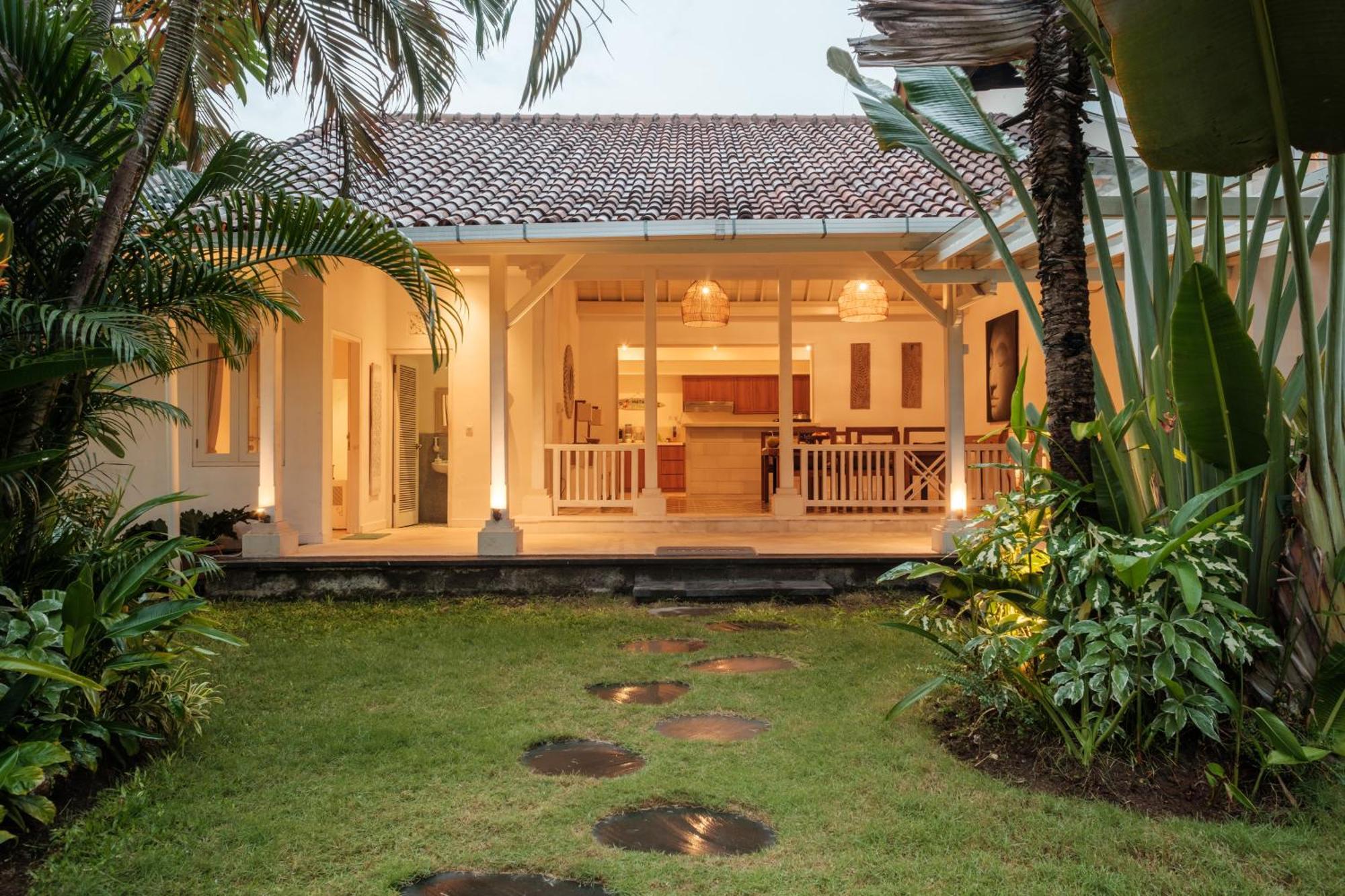 Uma Lima Villa Batu Belig - Close To The Beach Canggu  Luaran gambar