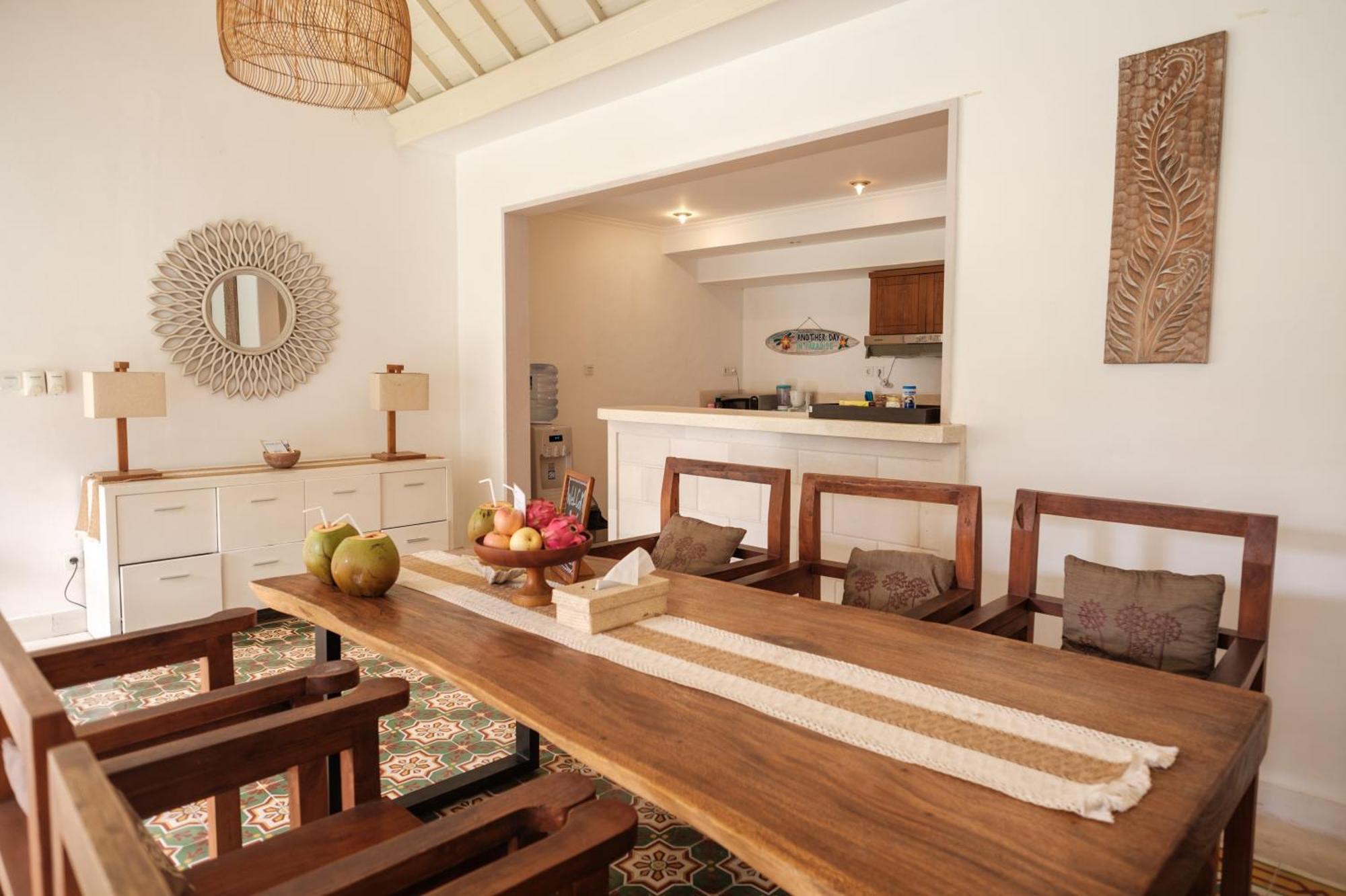 Uma Lima Villa Batu Belig - Close To The Beach Canggu  Luaran gambar