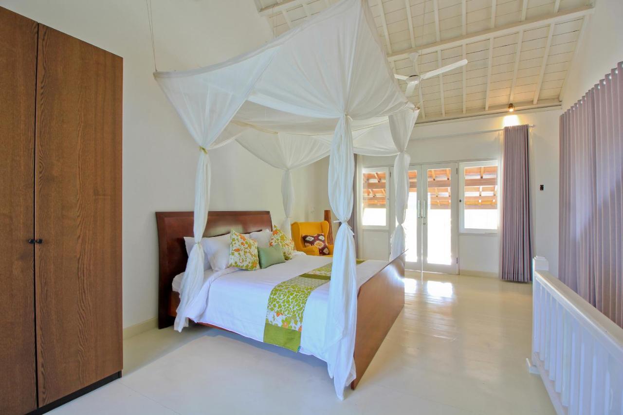 Uma Lima Villa Batu Belig - Close To The Beach Canggu  Luaran gambar