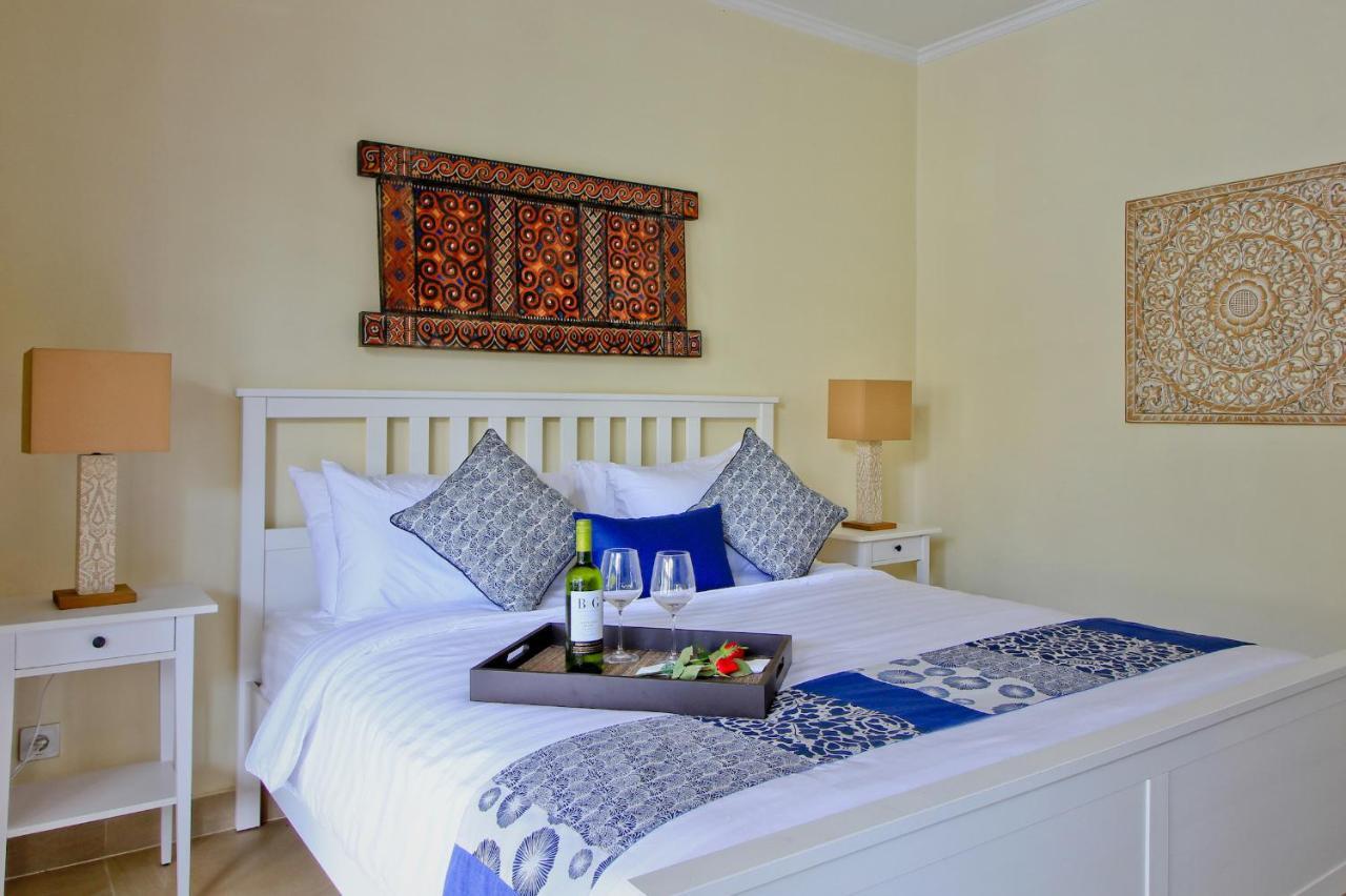 Uma Lima Villa Batu Belig - Close To The Beach Canggu  Luaran gambar