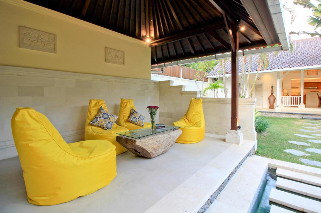 Uma Lima Villa Batu Belig - Close To The Beach Canggu  Luaran gambar