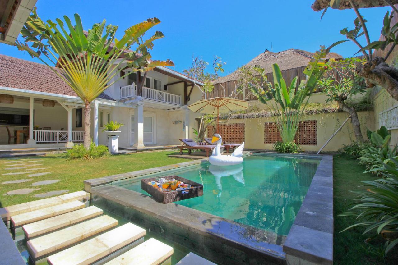 Uma Lima Villa Batu Belig - Close To The Beach Canggu  Luaran gambar