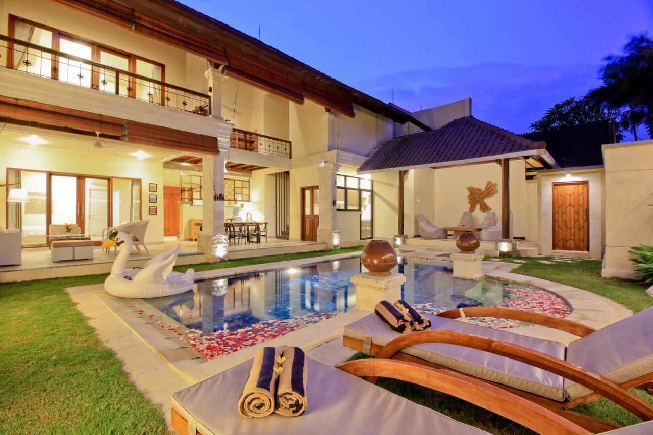 Uma Lima Villa Batu Belig - Close To The Beach Canggu  Luaran gambar