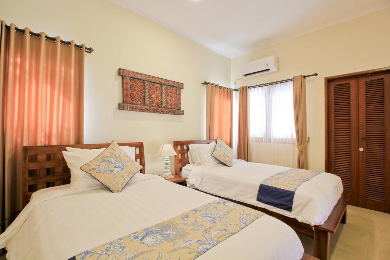 Uma Lima Villa Batu Belig - Close To The Beach Canggu  Luaran gambar